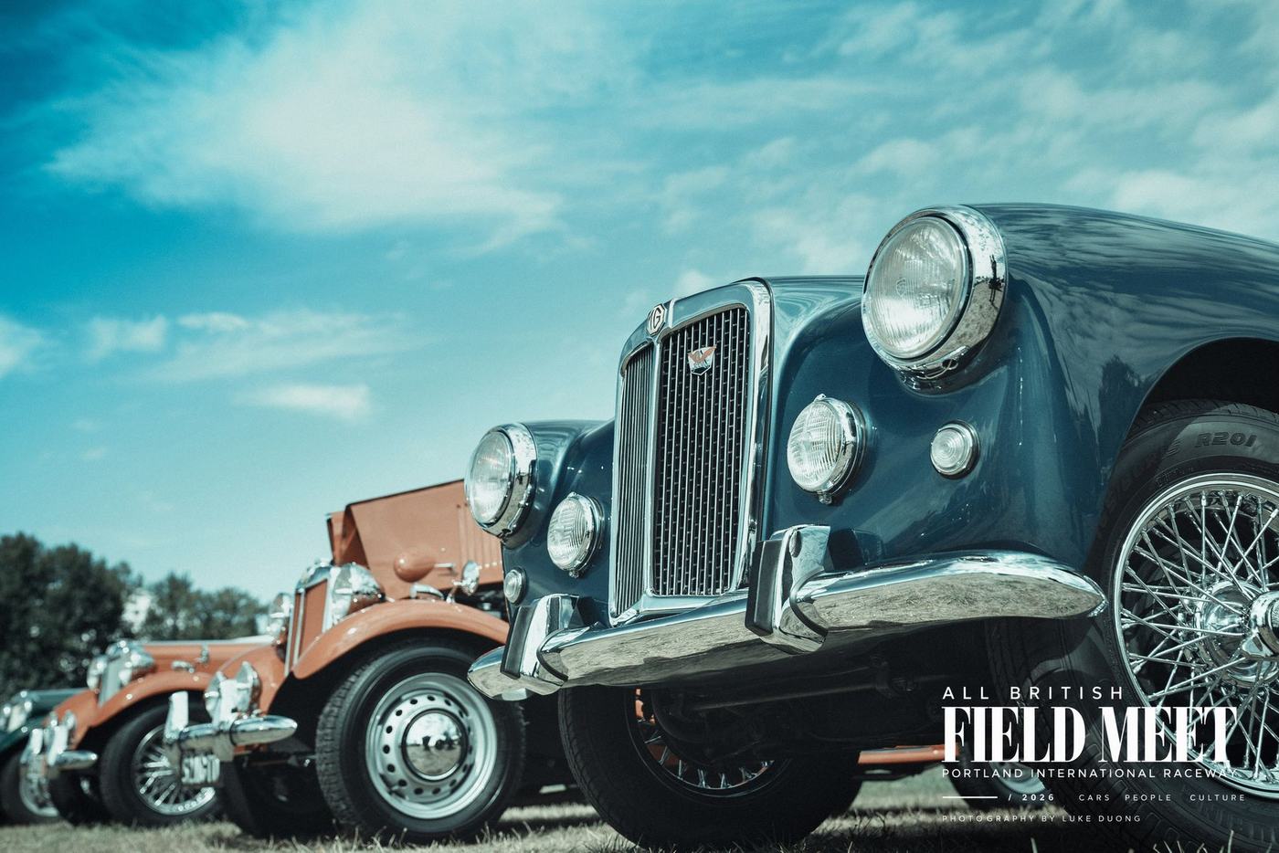 MG grille row