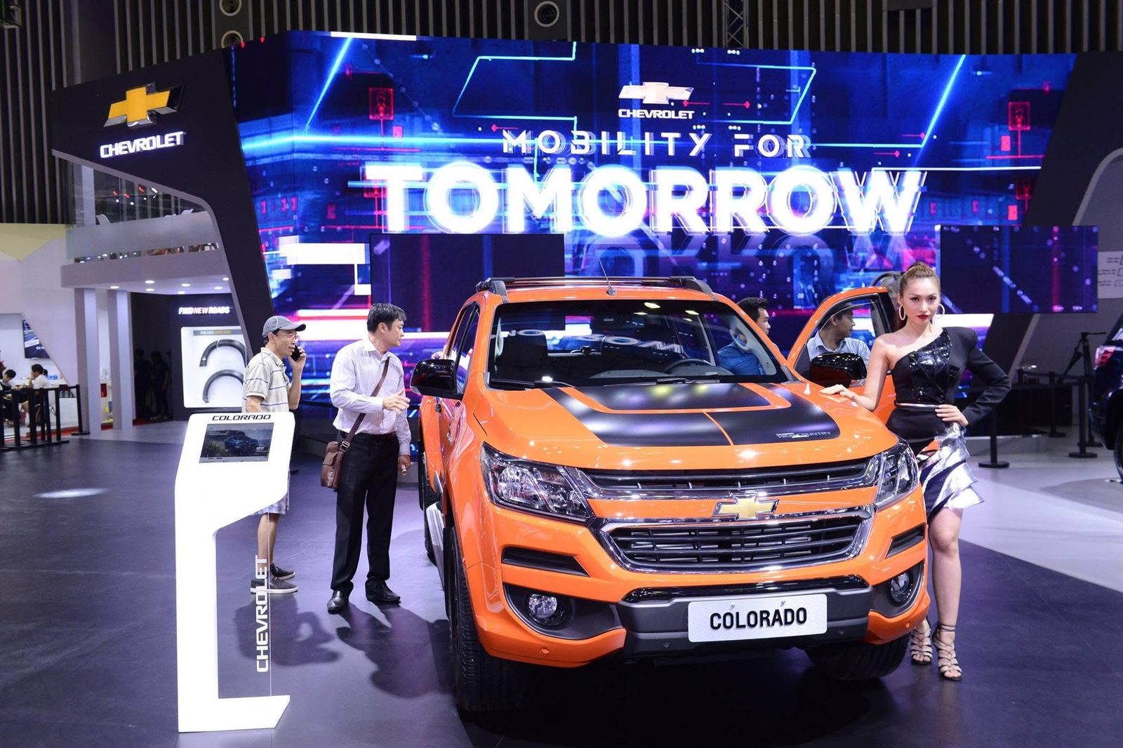 Chevrolet Colorado on the motor show floor